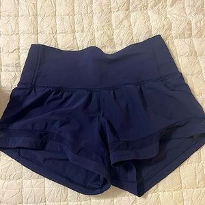 Supper cute Lululemon shorts!